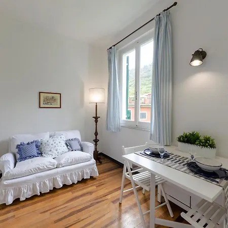 Apartment Joivy Family Flat Balcony Vernazza, Cinque Terre
